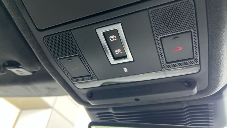 Land Rover Range Rover Evoque 1.5 P300e Autobiography 5dr Auto Hatchback